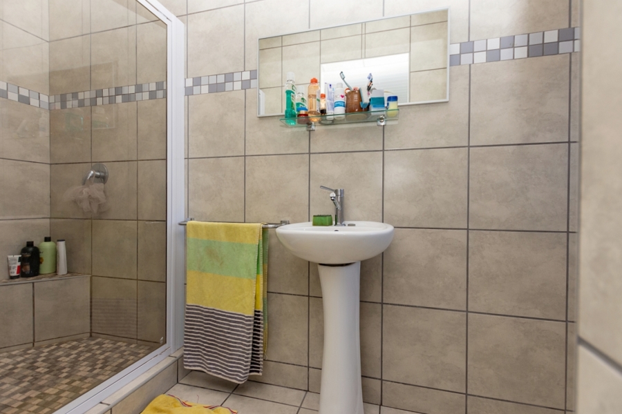 3 Bedroom Property for Sale in Laaiplek Western Cape